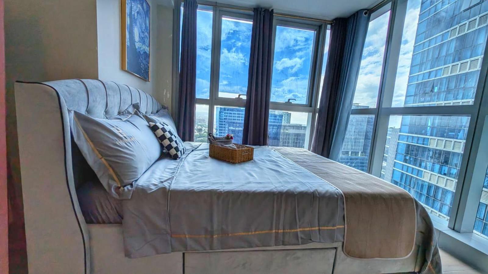 Aparthotel Eg Private House -Bgc Uptown à Taguig Extérieur photo