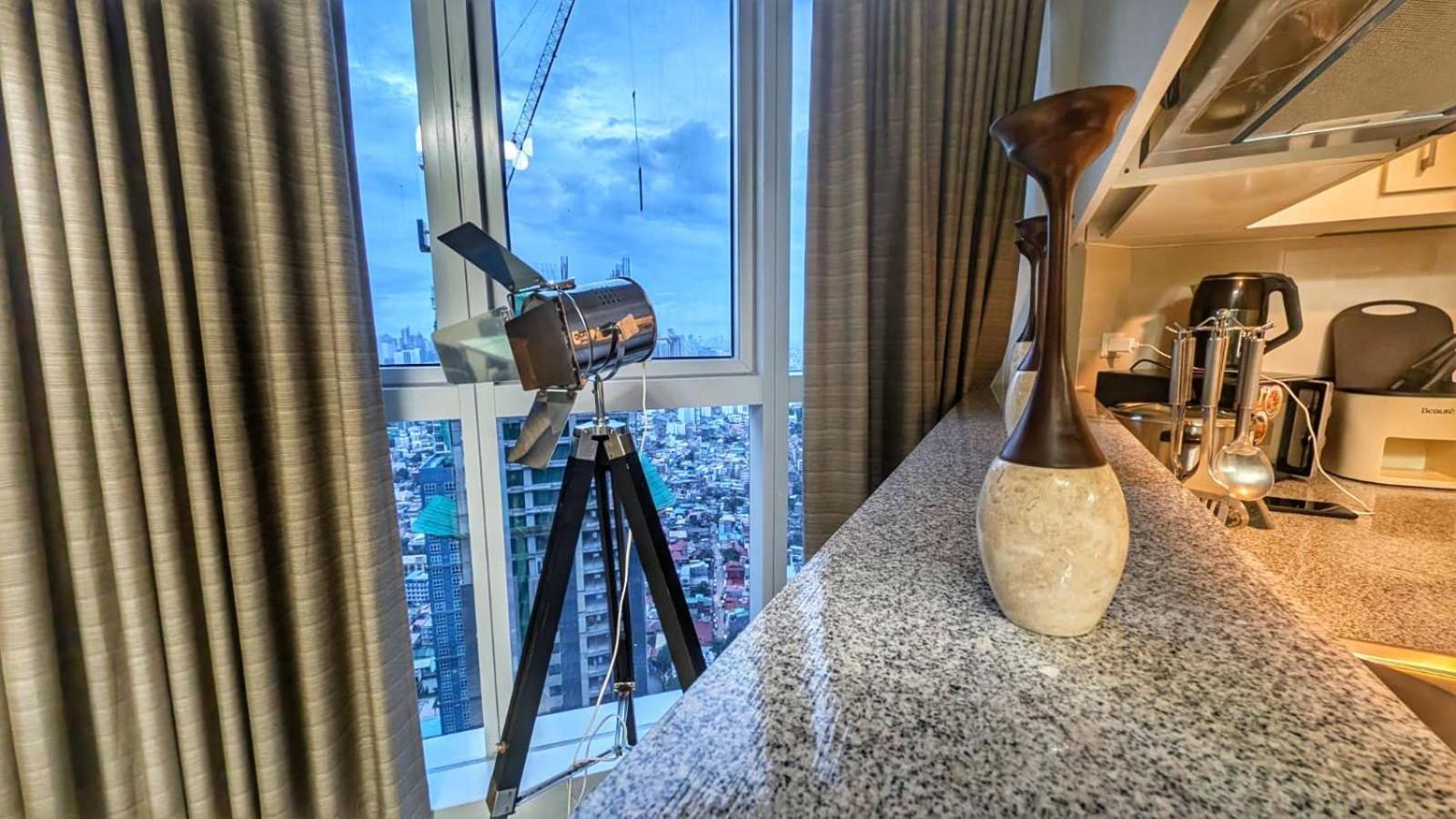 Aparthotel Eg Private House -Bgc Uptown à Taguig Extérieur photo