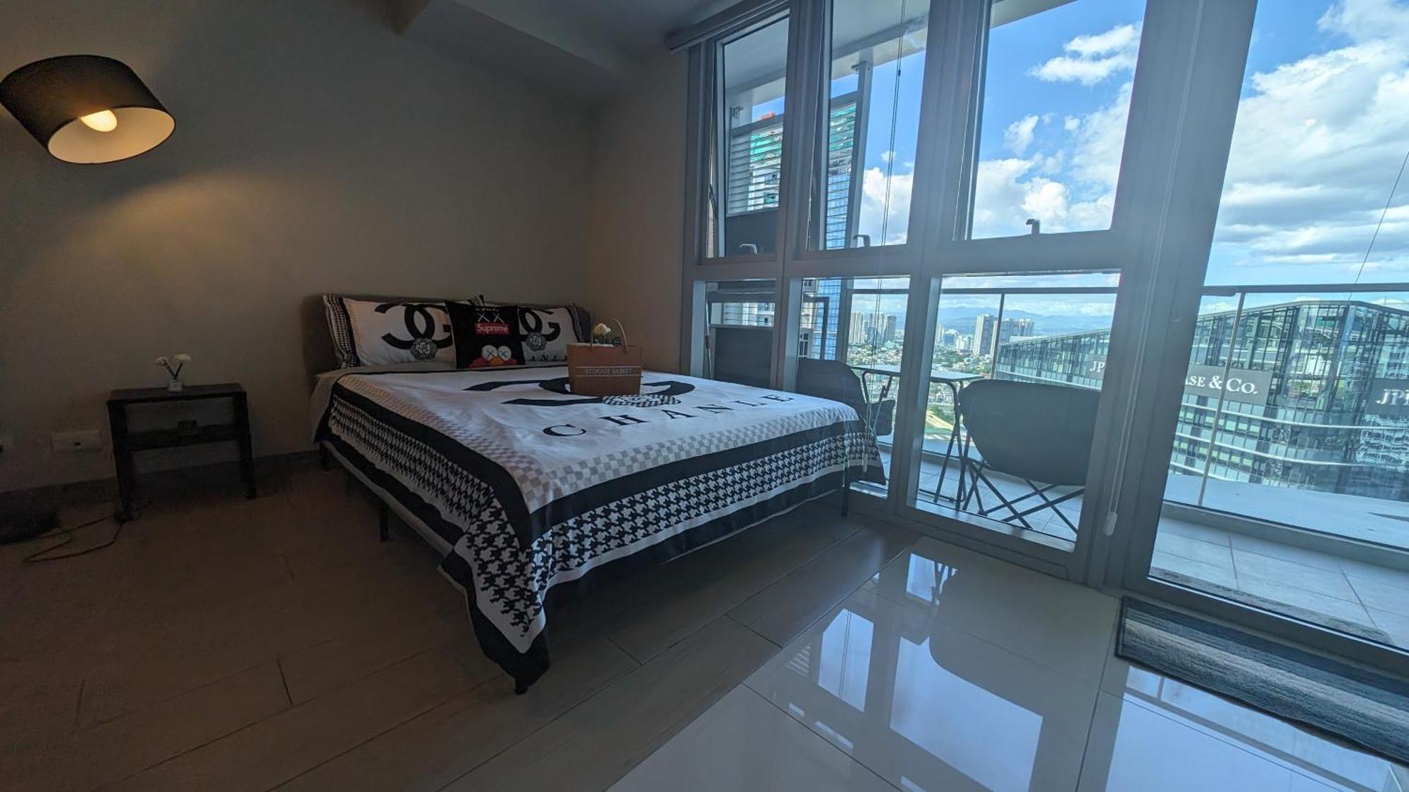 Aparthotel Eg Private House -Bgc Uptown à Taguig Extérieur photo