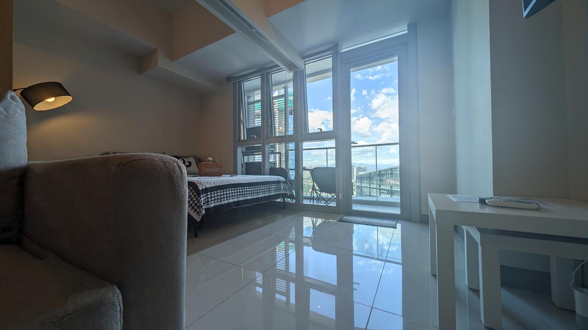 Aparthotel Eg Private House -Bgc Uptown à Taguig Extérieur photo