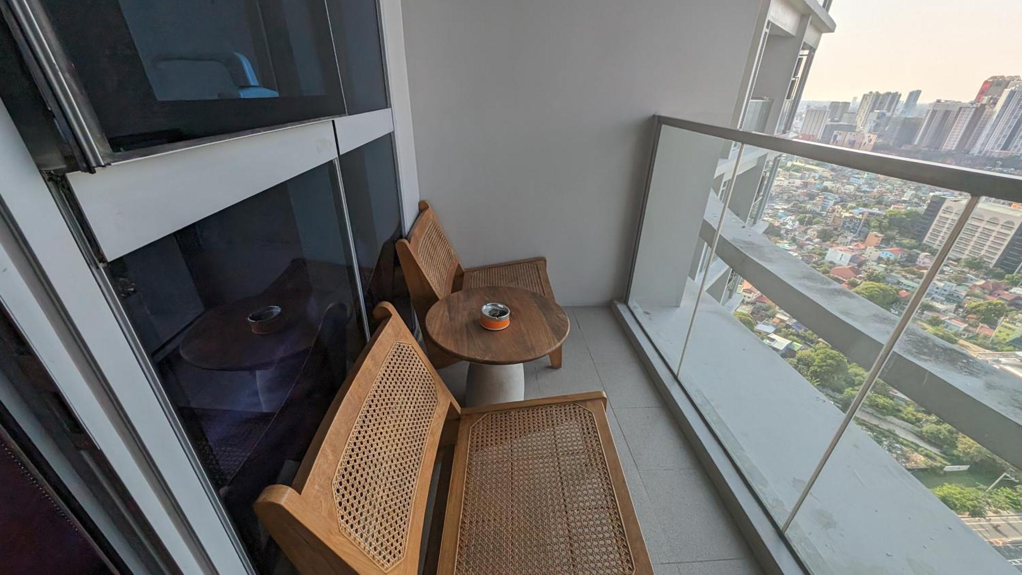 Aparthotel Eg Private House -Bgc Uptown à Taguig Extérieur photo